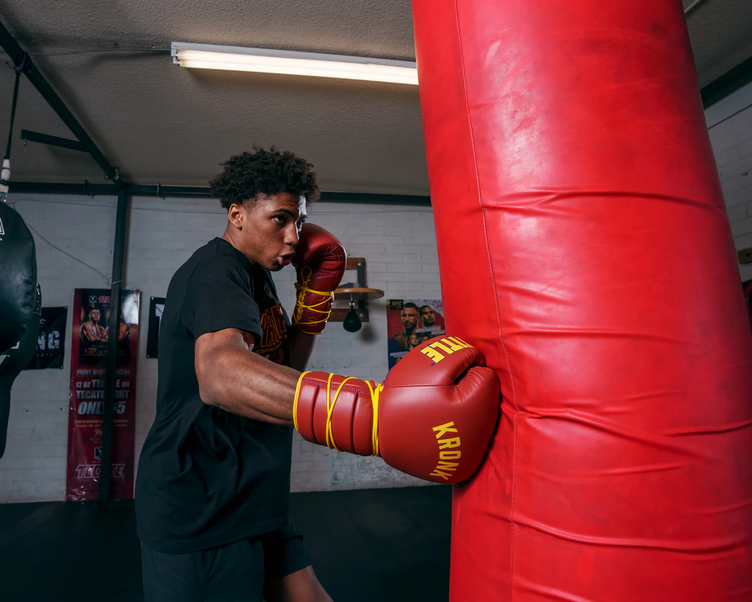 KRONK Boxing Gym Lace-Up Training Boxing Gloves - Image 8