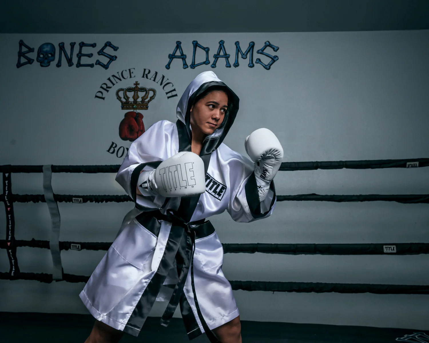 TITLE Boxing Pro Fingertip Robe 2.0 - Image 25